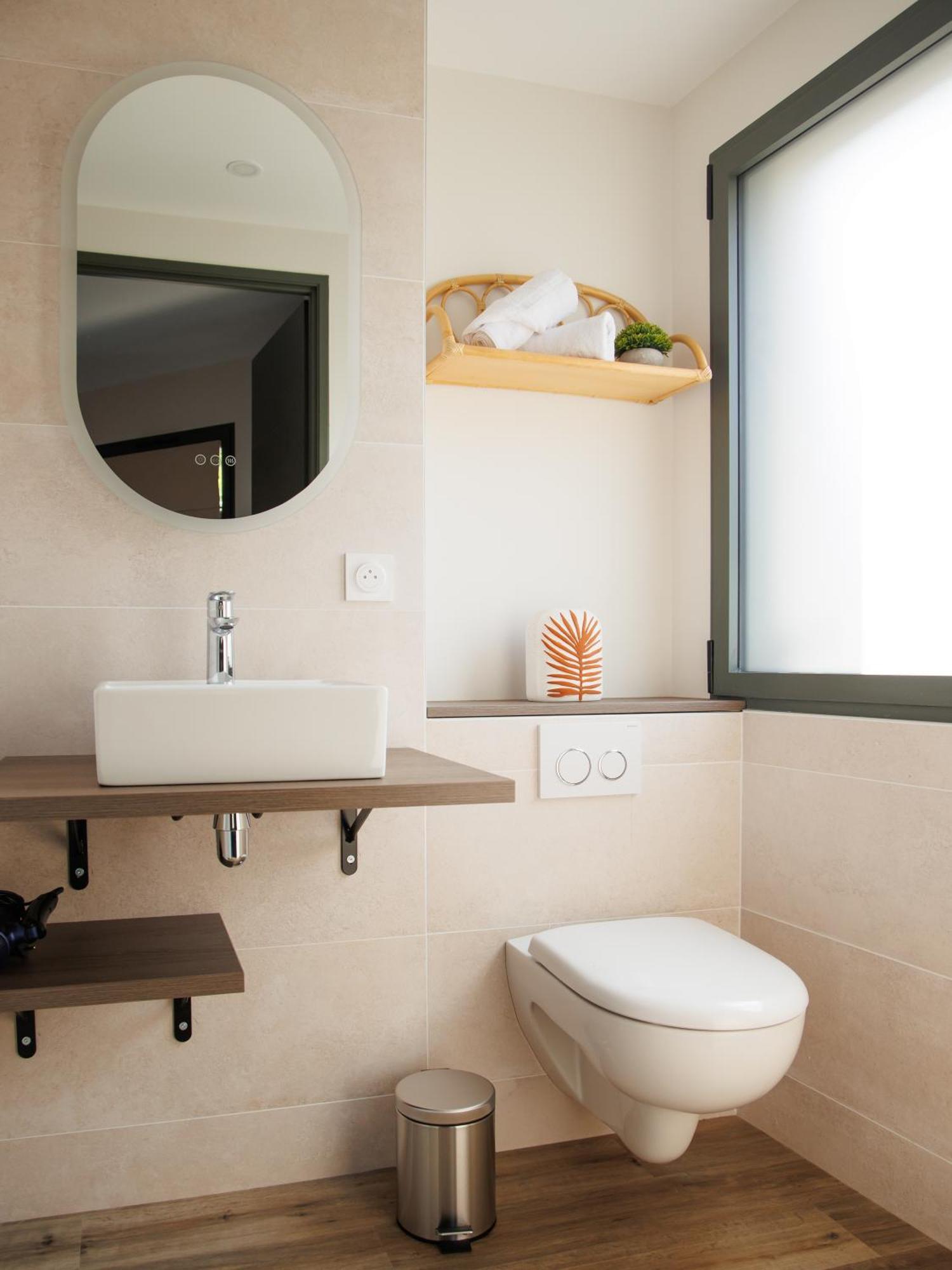 Appart'Hotel Le Corot - Acces Autonome - Saint-Junien Centre Екстериор снимка